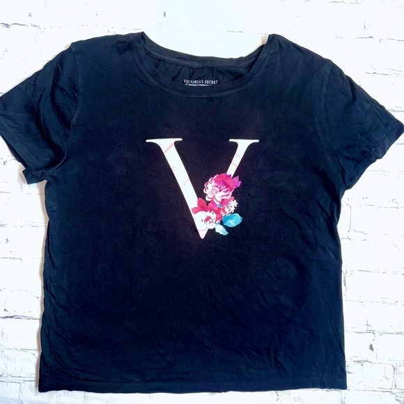 Victoria's Secret Other - NWOT Women’s Small Victoria's Secret V-Logo Floral Print Graphic Sleep TShirt